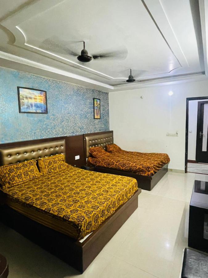 Blue Rose International, Family Hotel Agra  Esterno foto